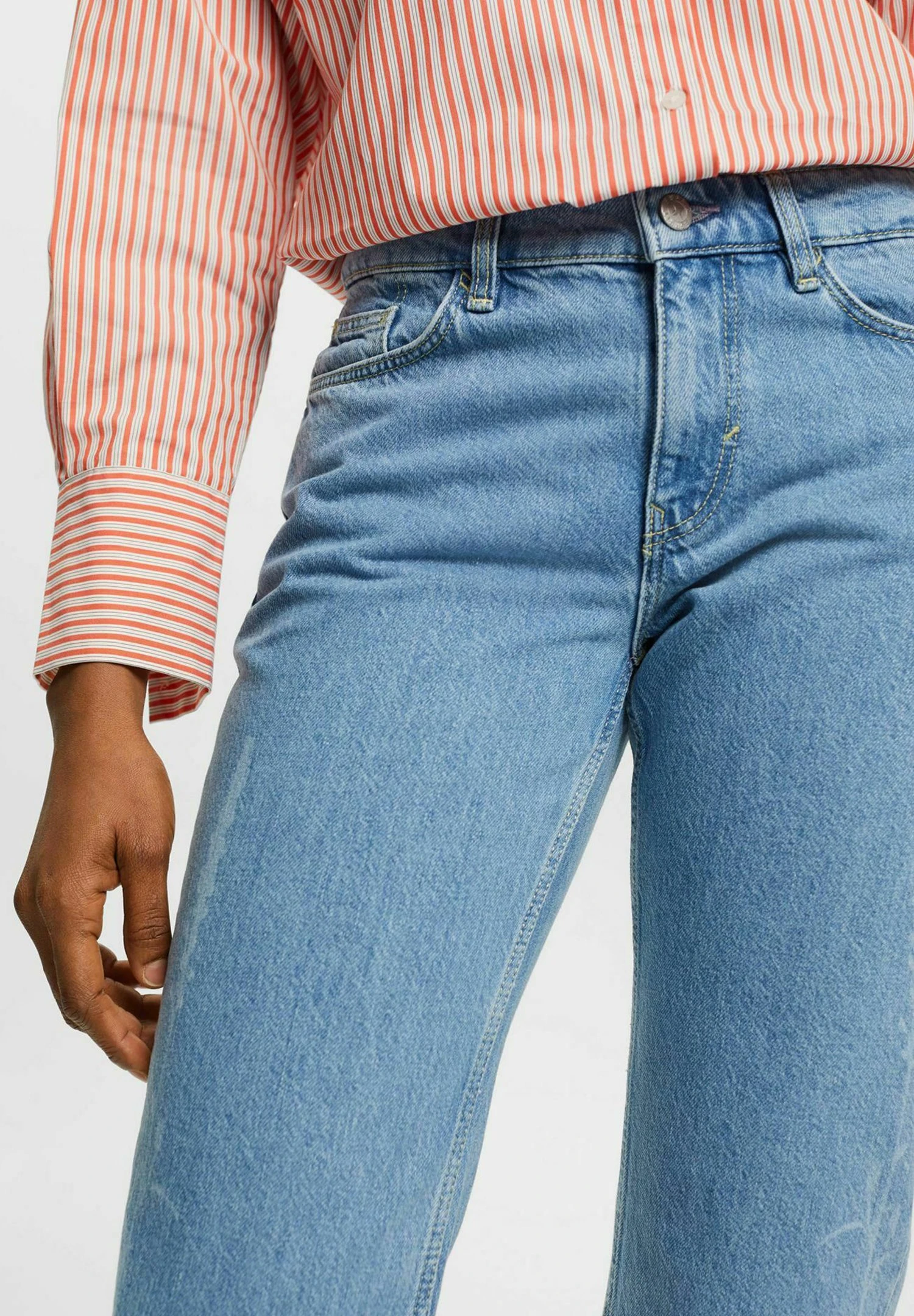 ESPRIT Flared Jeans - Blue Light Washed 4 ESPRIT Flared Jeans - Blue Light Washed - Image 4