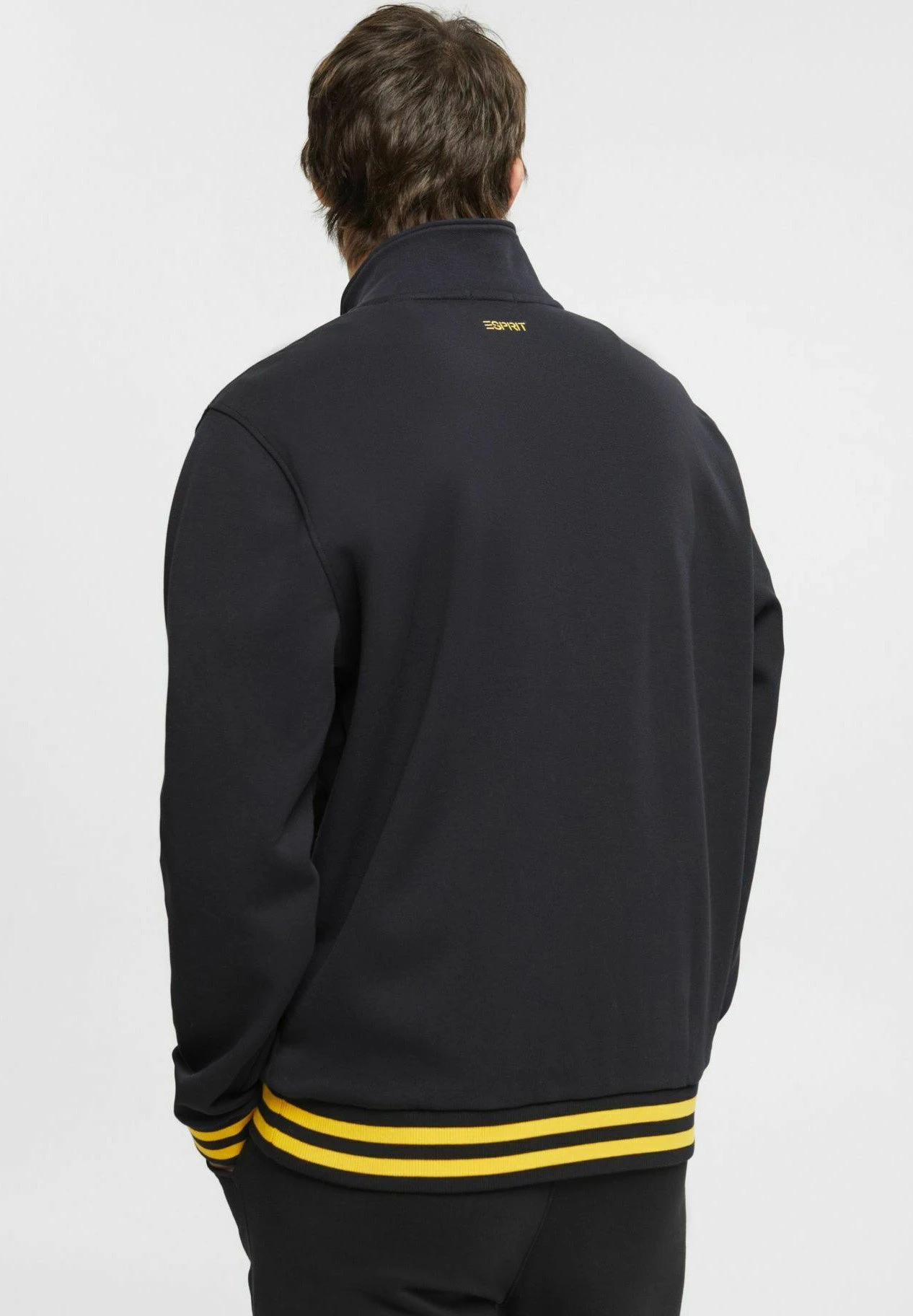 ESPRIT Training Jacket - Black 3 ESPRIT Training Jacket - Black - Image 3