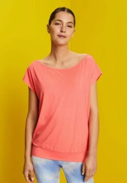 Basic T-Shirt - Basic T-Shirt -Esprit Sales Store b34f925b61984e55aa6899d457f32978