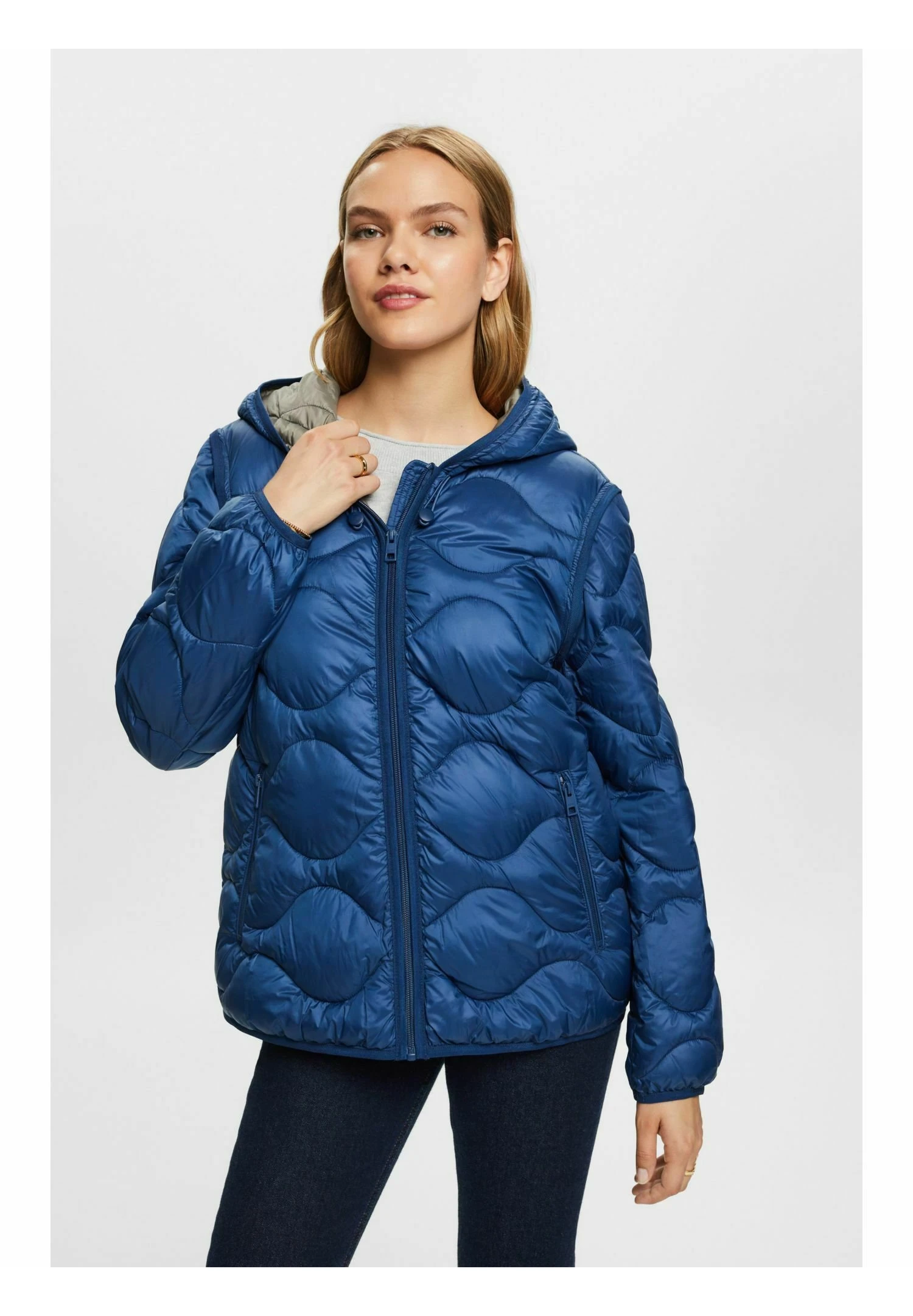 ESPRIT Recycelt Wandelbare Stepp Mit - Winter Jacket 1 ESPRIT Recycelt Wandelbare Stepp Mit - Winter Jacket