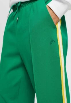 ESPRIT Mit Weitem Bein - Tracksuit Bottoms - Emerald Green -Esprit Sales Store b9c79787bf314629a5fa48a83ccec0a6
