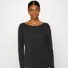ESPRIT Boat Neck- Long Sleeved Top - Black