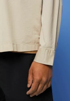 ESPRIT Mit Zwei Brusttaschen - Shirt - Light Taupe -Esprit Sales Store c7498fa9f24c40a7a43a3265b7bc9098
