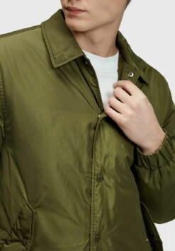 ESPRIT Outdoor- Light Jacket - Olive -Esprit Sales Store cb9d3e37d784470c9e8947edc322df36