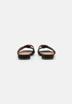 ESPRIT Knotslid - Pool Slides - Black 9 ESPRIT Knotslid - Pool Slides - Black -Esprit Sales Store cbf4ad8ee34946eca431af5cbd410c9f