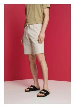 ESPRIT Shorts - Sand 13 ESPRIT Shorts - Sand -Esprit Sales Store cc8b88a231a247af85009e66ff97ea25