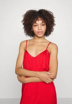 ESPRIT Matt Shiny Chemise - Nightie - Red -Esprit Sales Store cf0db14c9ab14617933395bd951fe348