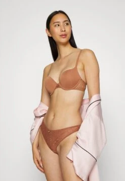 ESPRIT Modern Sexy Padded Bra - Underwired Bra 9 ESPRIT Modern Sexy Padded Bra - Underwired Bra -Esprit Sales Store d072892322b64fd2bafa389fe0577f23