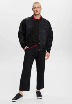 ESPRIT Herzmotiv - Print T-Shirt - Black -Esprit Sales Store d28131eee61544f4857b615f1ac5f7a0