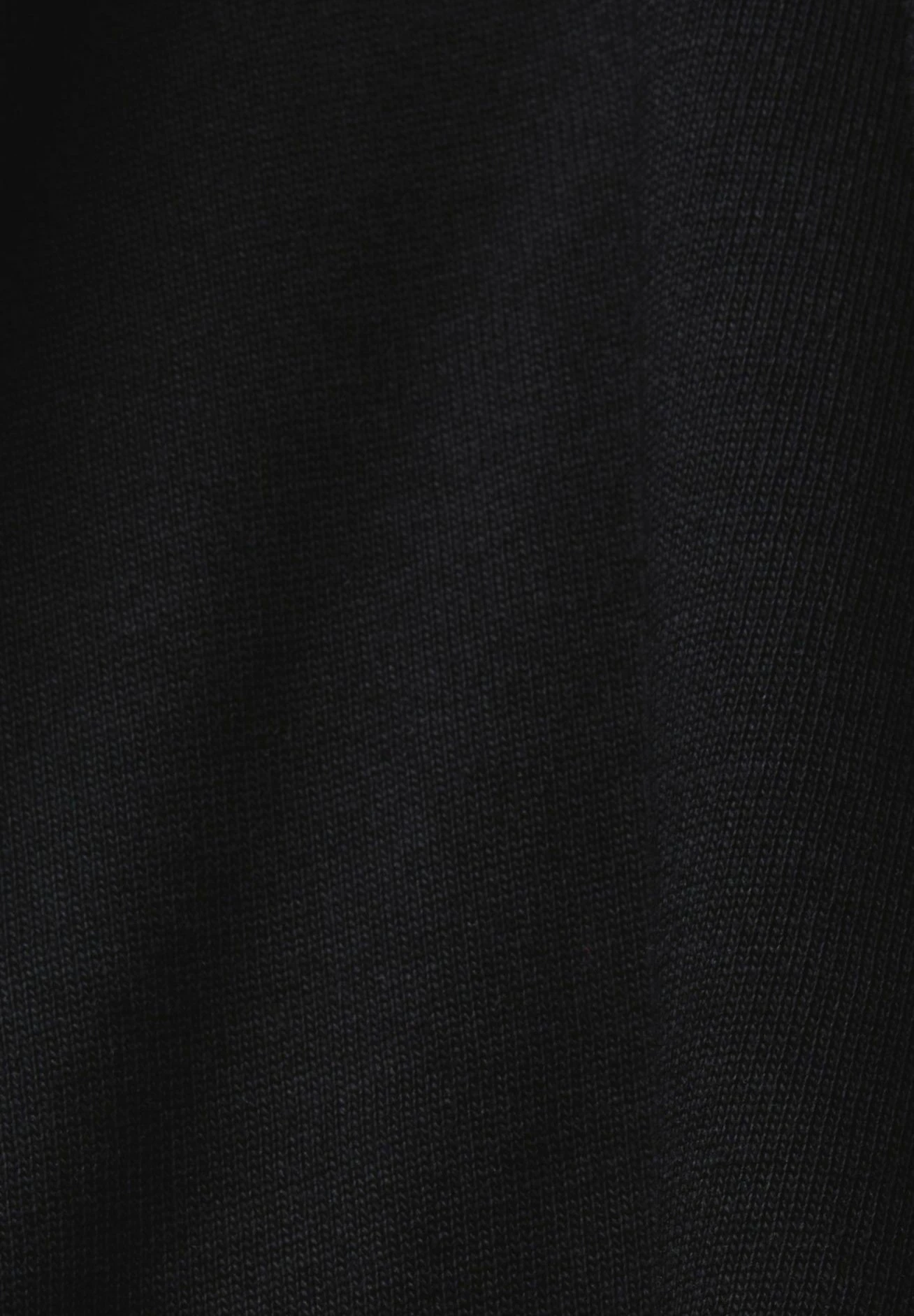 ESPRIT Print T-Shirt - Black 9 ESPRIT Print T-Shirt - Black - Image 9