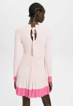 ESPRIT Mit Rundhals - Jumper Dress - Pink -Esprit Sales Store d96feb9f6b134f3387899154a430fe55
