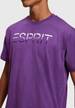 ESPRIT Mit Beflocktem Logo-Aufnäher - Print T-Shirt - Dark Purple -Esprit Sales Store e38dea20b1e447819f50345f570fe96b
