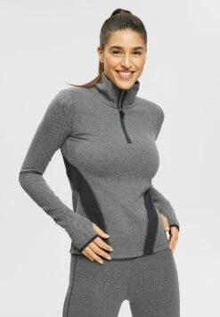 Troyer Longsleeve - Long Sleeved Top - Black