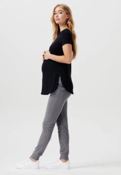 Basic T-Shirt - Basic T-Shirt 11 Basic T-Shirt - Basic T-Shirt -Esprit Sales Store ea40931458ce4d5db708df5c4ff1ab7b