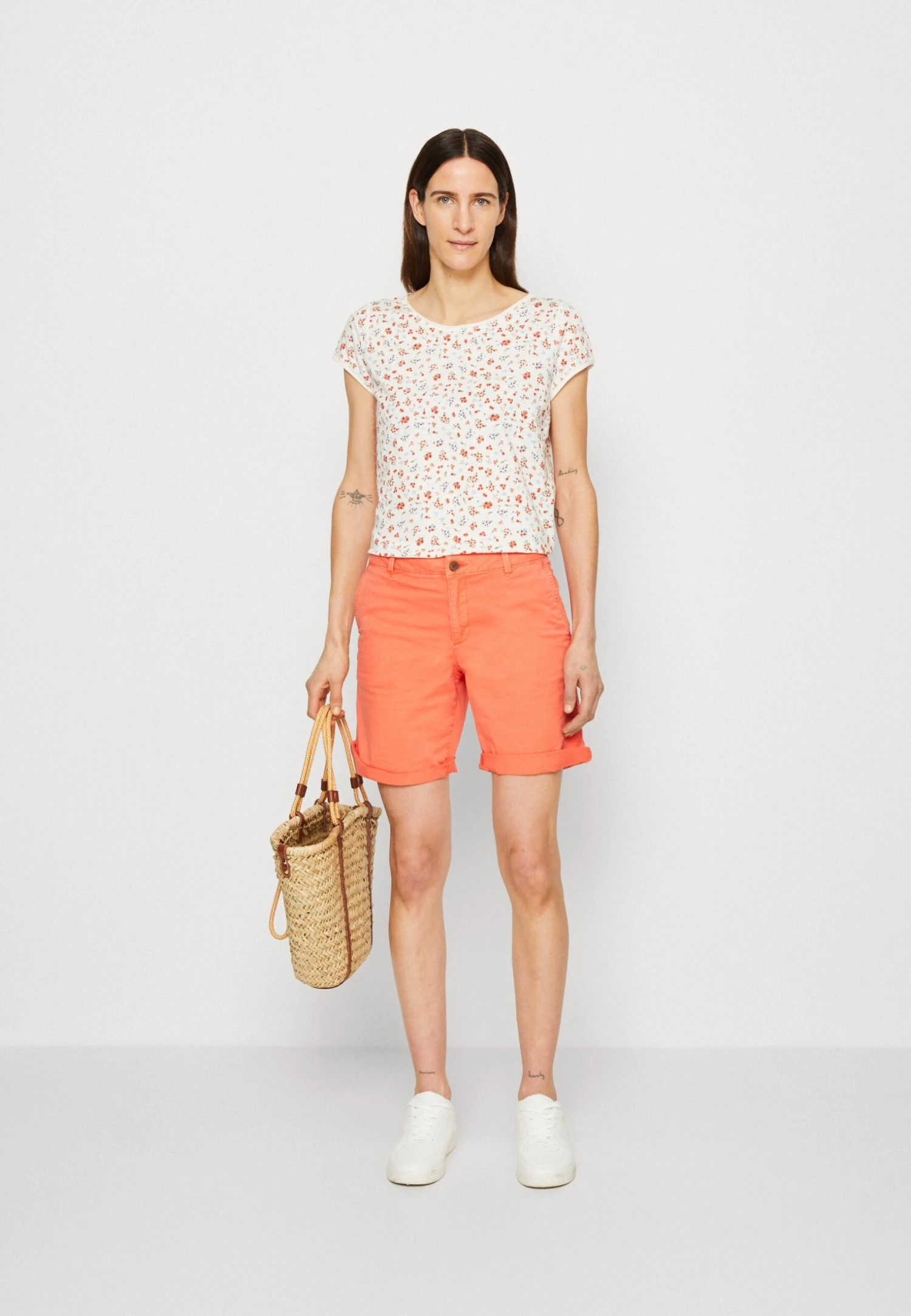 ESPRIT F Aop - Print T-Shirt 2 ESPRIT F Aop - Print T-Shirt - Image 2