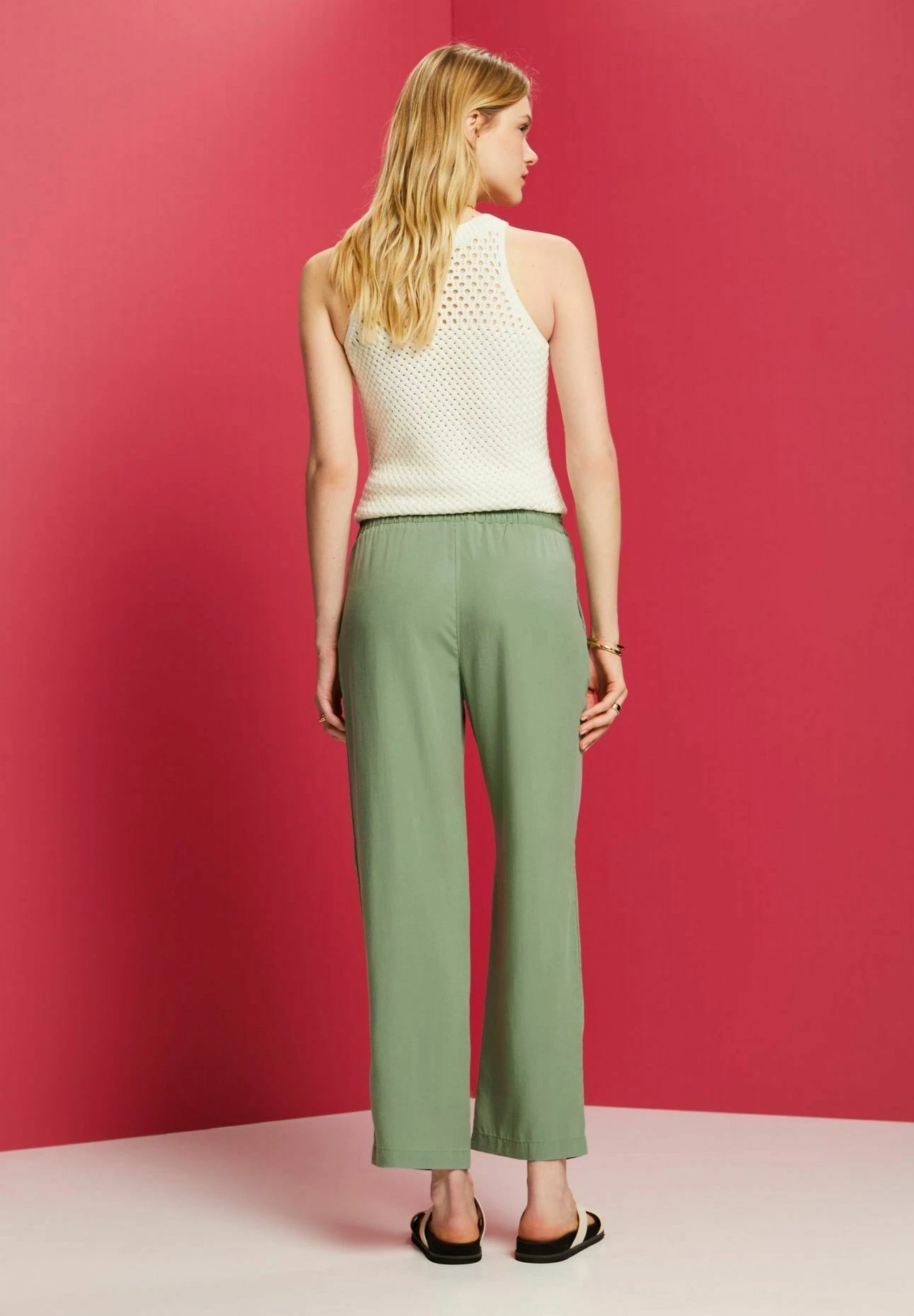 Edc By Esprit Shiny - Trousers - Pale Khaki 5 Edc By Esprit Shiny - Trousers - Pale Khaki - Image 5