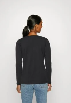ESPRIT Boat Neck- Long Sleeved Top - Black 7 ESPRIT Boat Neck- Long Sleeved Top - Black -Esprit Sales Store f3cf140830c44544ac57b39565892b15