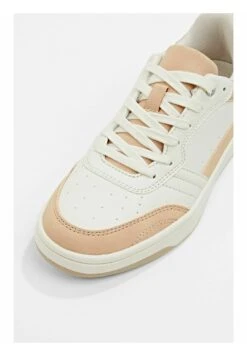 ESPRIT Trainers - Beige 7 ESPRIT Trainers - Beige -Esprit Sales Store f4f04726d929491b8b05e7f19e718da2