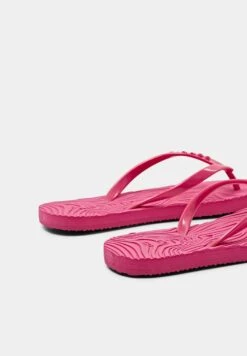 ESPRIT Traditionelle Slip Slops - Pool Shoes 11 ESPRIT Traditionelle Slip Slops - Pool Shoes -Esprit Sales Store f86c75622f0e4c2f8a12cc19653671df