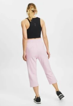 In Cropped-Länge - Tracksuit Bottoms - Lilac 10 In Cropped-Länge - Tracksuit Bottoms - Lilac -Esprit Sales Store fbaace372a5847f2a9010eac4d6def97