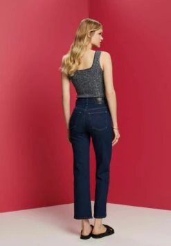 ESPRIT Straight Leg Jeans - Straight Leg Jeans 15 ESPRIT Straight Leg Jeans - Straight Leg Jeans -Esprit Sales Store fcc4a4c329e44fe8aca9fc65f9fcf9b8