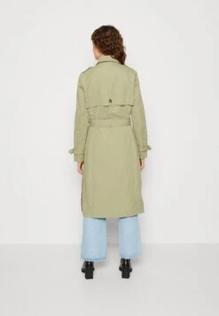 ESPRIT Classic - Trenchcoat - Light Khaki 8 ESPRIT Classic - Trenchcoat - Light Khaki -Esprit Sales Store fd2dd8b703cc42c799b4607f44027aae