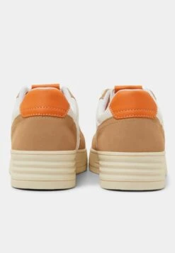 ESPRIT Mit Plateausohle - Trainers - Camel -Esprit Sales Store fd5e1a4bccdd46399d8c9845b2cc41e1